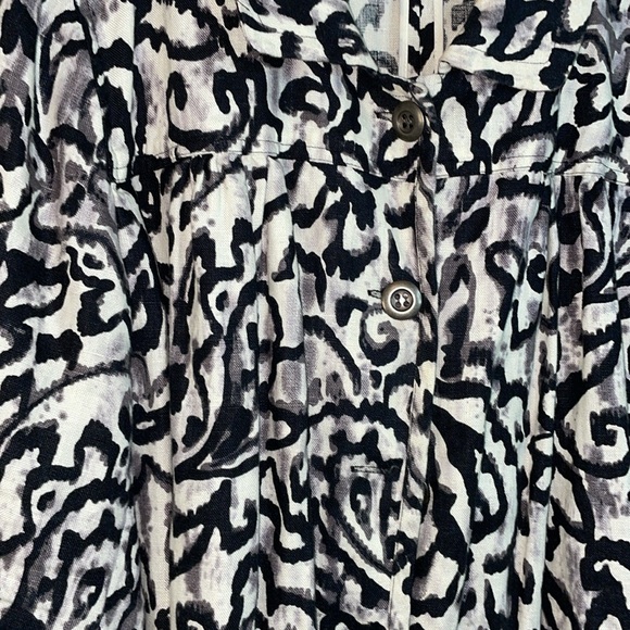 Charter Club 3/4 sleeves, 100% linen abstract floral print 3X - Picture 2 of 6